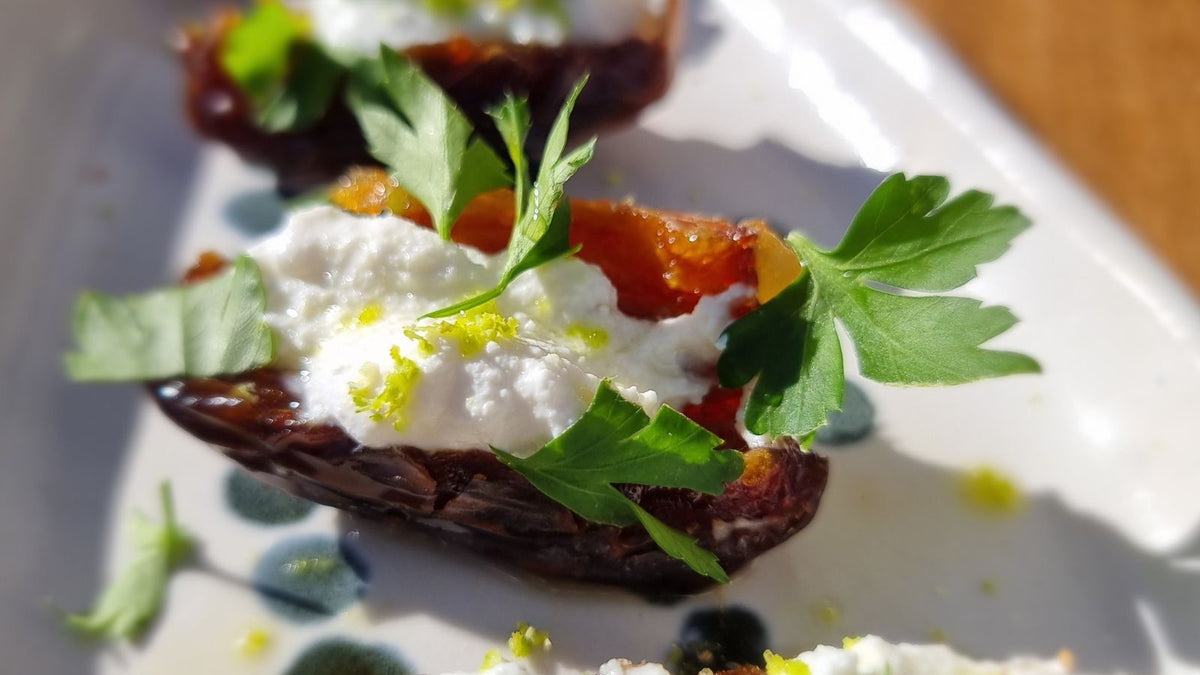 dattes farcies salées à la ricotta et huile d'olive